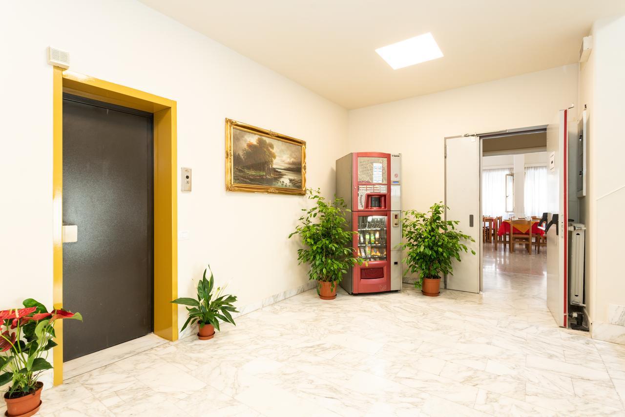 Отель Casa Adele Рим Экстерьер фото