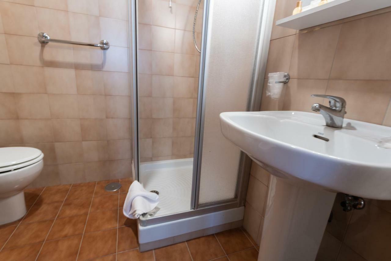 Отель Casa Adele Рим Экстерьер фото